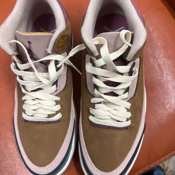 Nike Jordan 3 Retro SE Archaeo - Picture 3 of 4